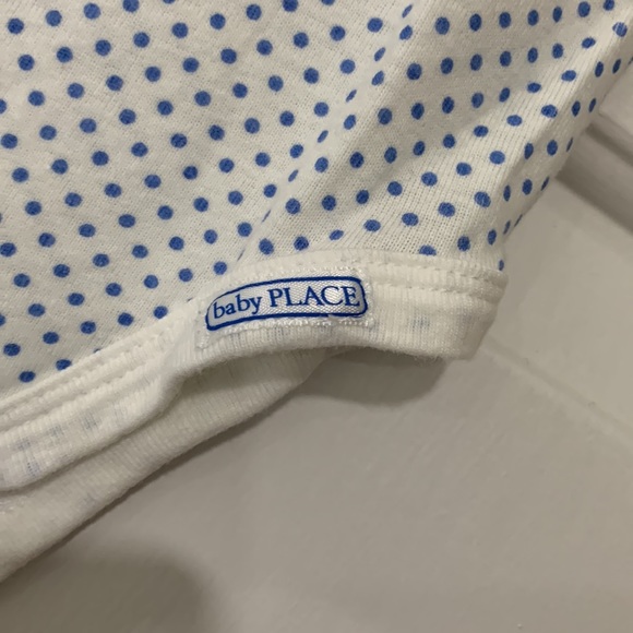 Children’s Place Unisex Onesie - Picture 2 of 8